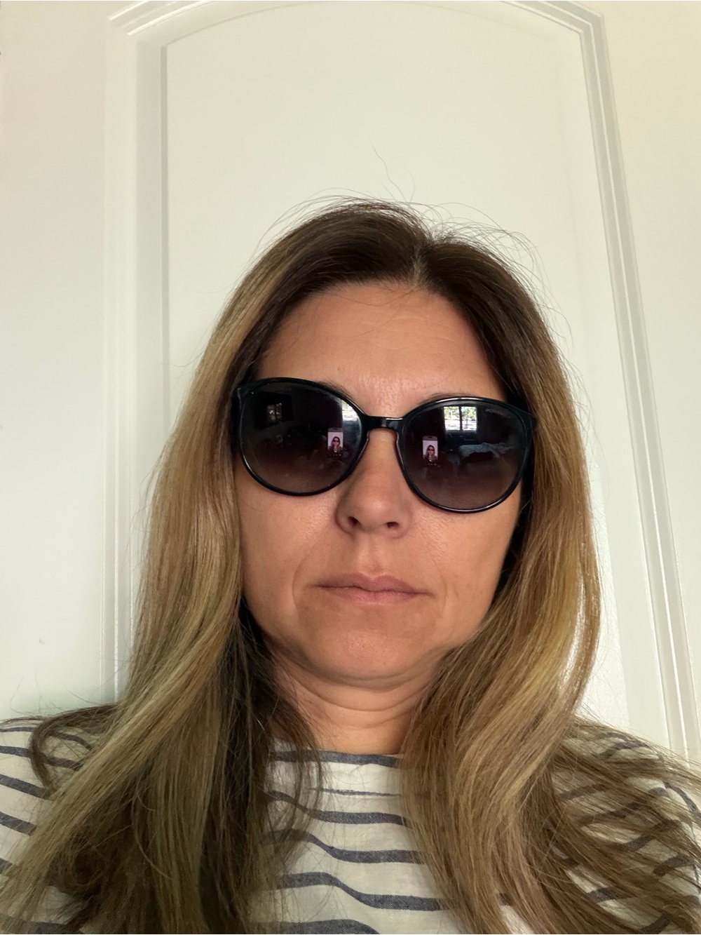 Chanel Black Round Sunglasses - Picture 8 of 9